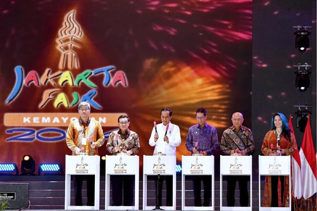 Presiden Joko Widodo Buka Jakarta Fair 2024, Targetkan Penjualan Capai Rp7,5 Triliun