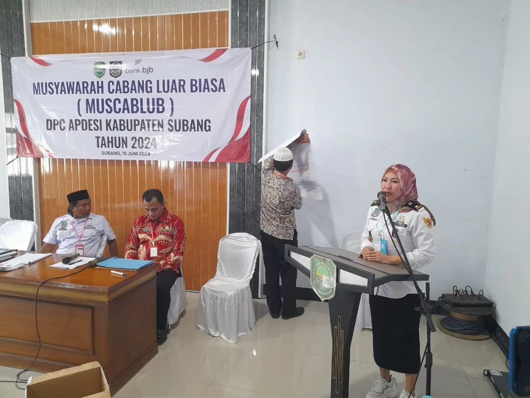 Hj. Ernawati terpilih menjadi Ketua DPC APDESI Subang.