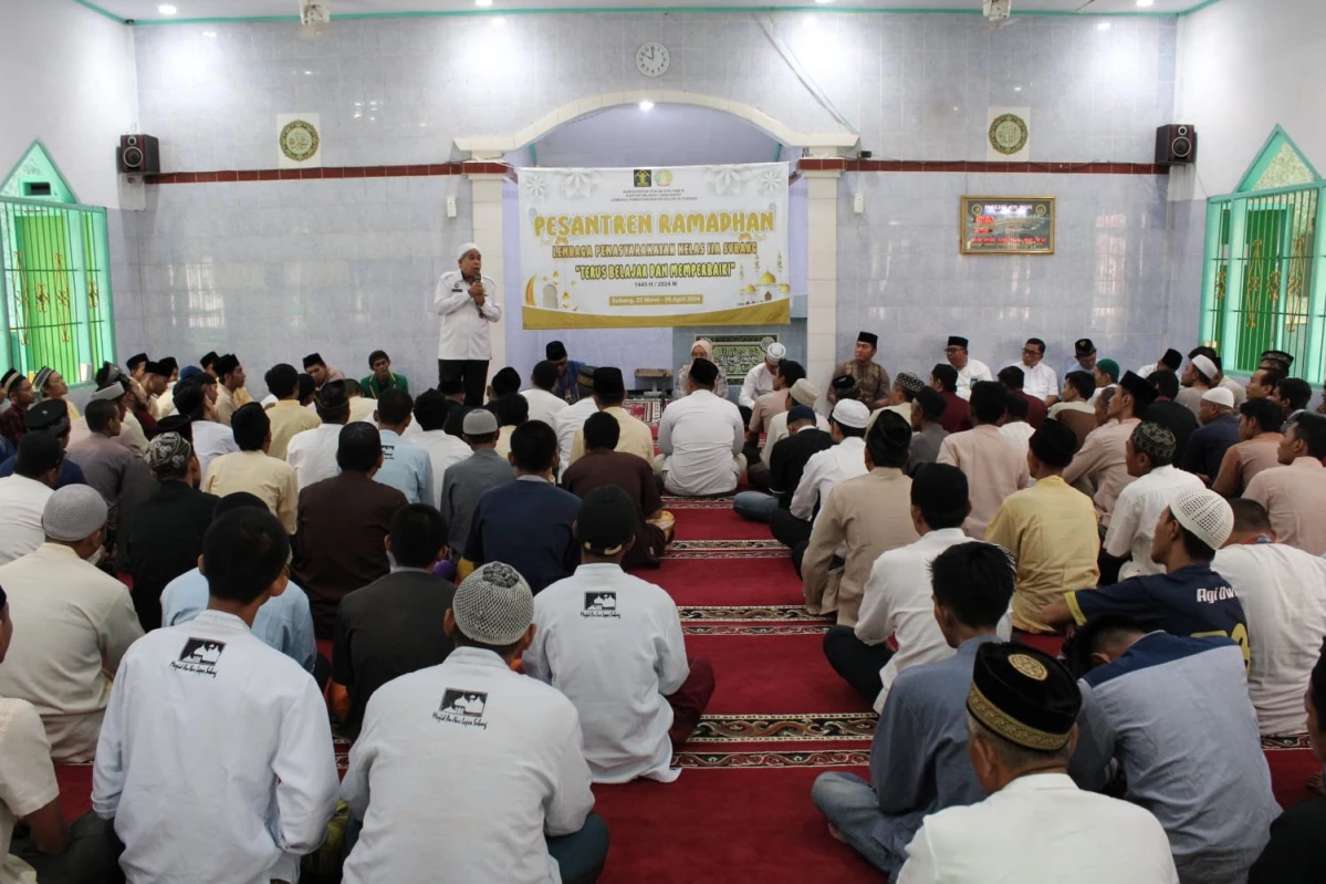 Lapas Kelas IIA Subang menggelar Pesantren Kilat Ramadan bagi warga binaan.