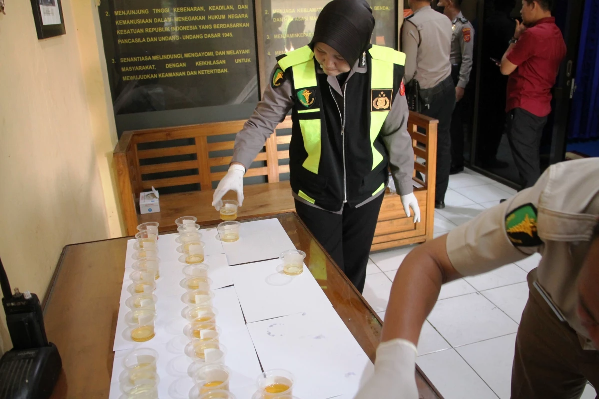 Personel Polres Dites Urine Usai Apel Pagi, Deteksi Dini Penyalahgunaan Narkoba