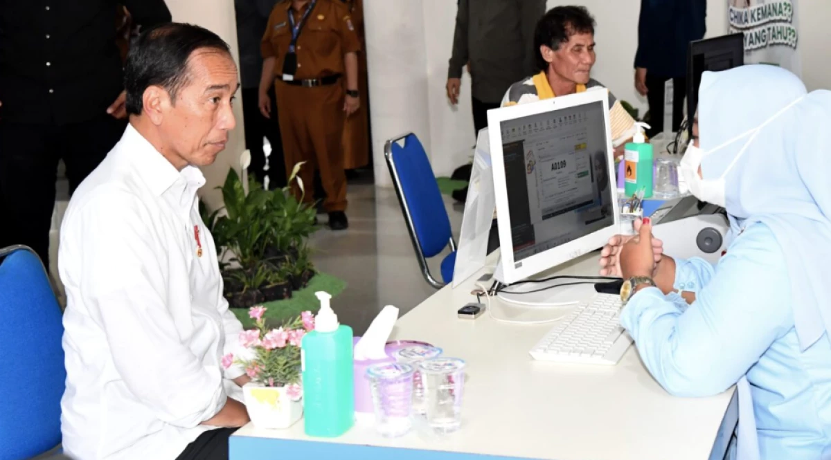 Presiden Jokowi Tinjau Pelayanan dan Fasilitas Kesehatan di RSUD Toto Kabila Gorontalo