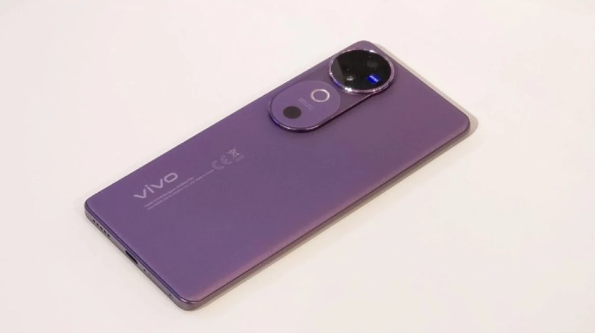 Spesifikasi Vivo V40 5G: Smartphone Mid-Range Canggih dengan Kamera ZEISS