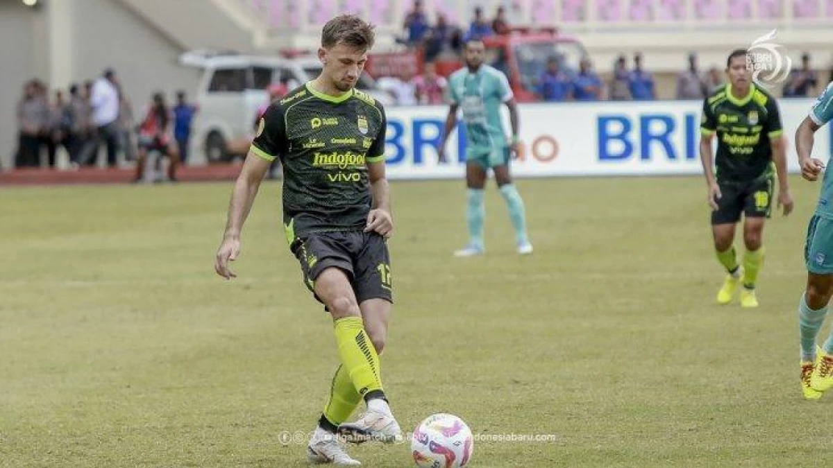 Mateo Kocijan Jadi Pilar Kokoh Pertahanan Persib Bandung di Jayapura