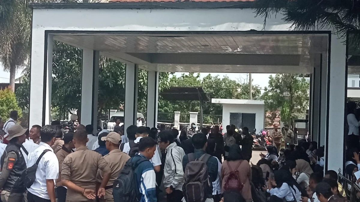 Belum Ada Kepastian Status, Aliansi Honorer R2 R3 Kabupaten Subang Serbu DPRD