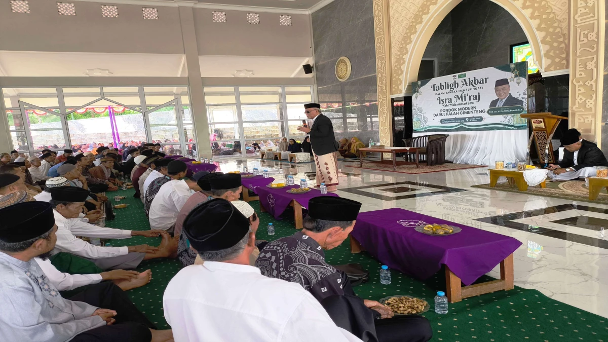 Pondok Pesantren Modern Darul Falah Gelar Tabligh Akbar Peringati Isra Mi'raj