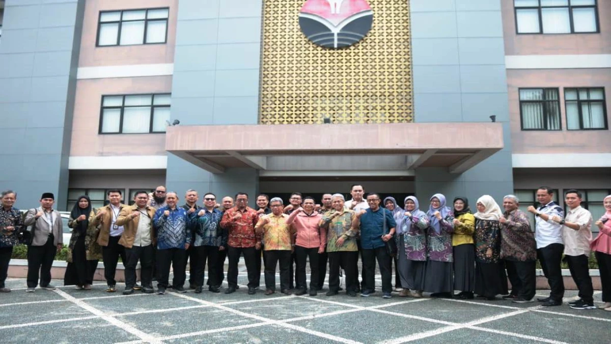 Bupati Purwakarta TerpilihOm Zein Tantang 18 Perguruan Tinggi Wujudkan Desa Binaan