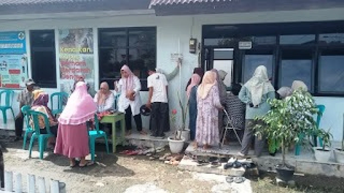 Warga Cigugur Dapat Pemeriksaan Kesehatan Gratis