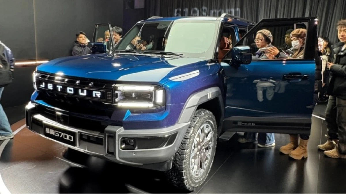 Jetour Zongheng Resmi Meluncur, SUV Listrik Range Extender yang Mampu Berenang