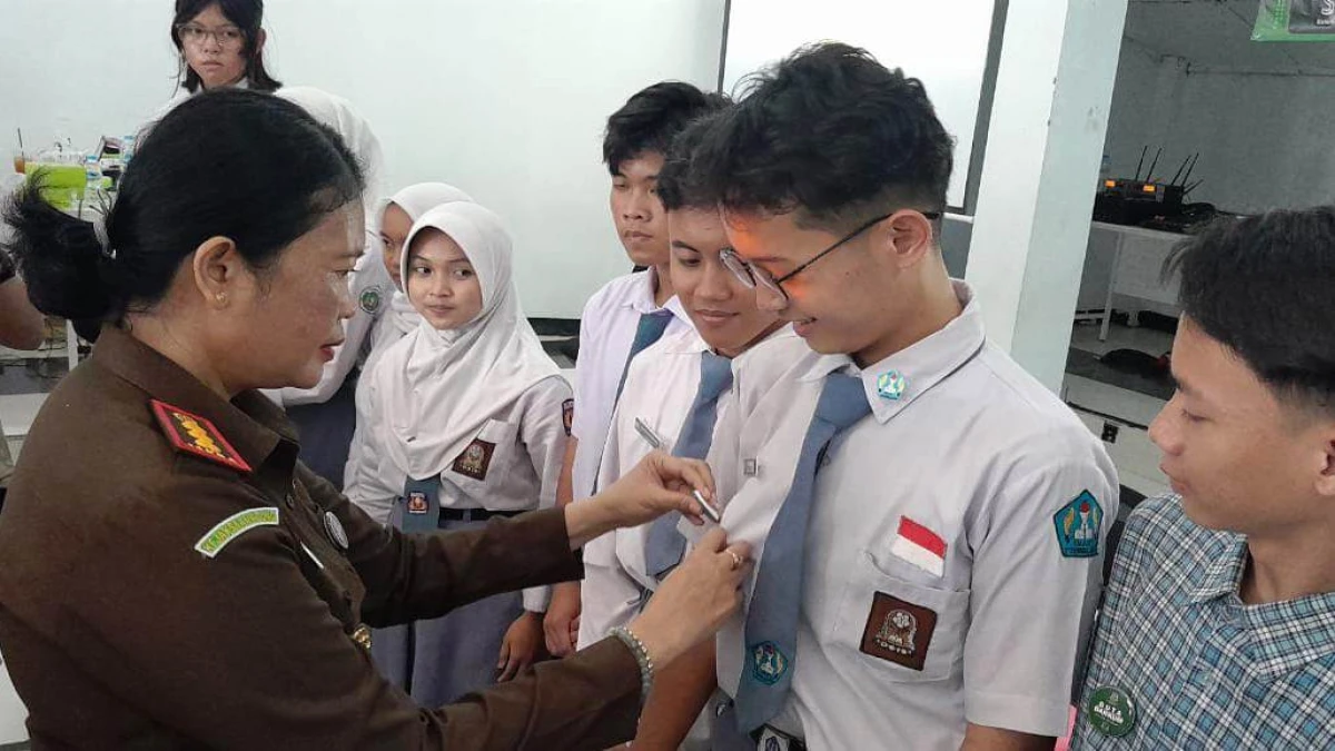 Kejari Purwakarta Tunjuk Pelajar Jadi Duta Darkum