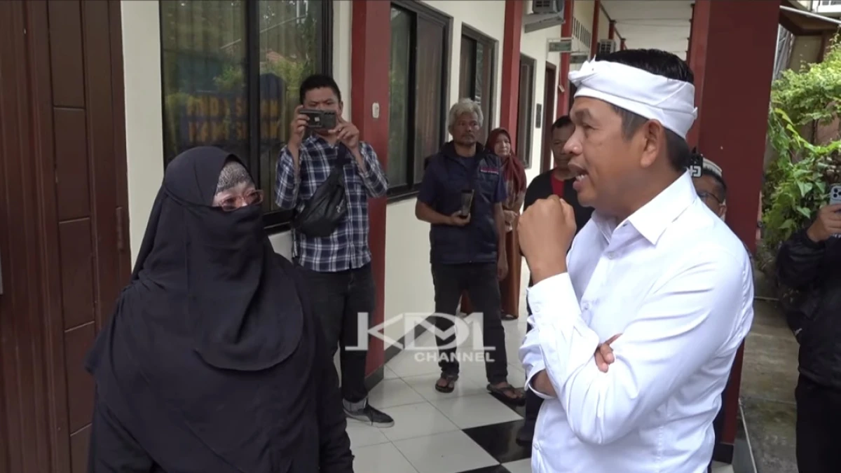 Dedi Mulyadi Beri Solusi atas Gagalnya Ratusan Siswa SMAN 4 Karawang dalam Pendaftaran SNBP