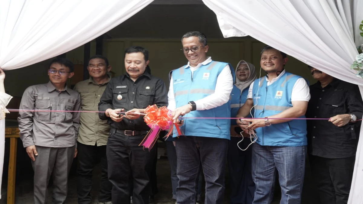 Dukung Asta Cita Ketahanan Pangan, Bupati Garut Resmikan Bantuan Cold Storage dari PLN UID Jabar Untuk Bumdes Motekar