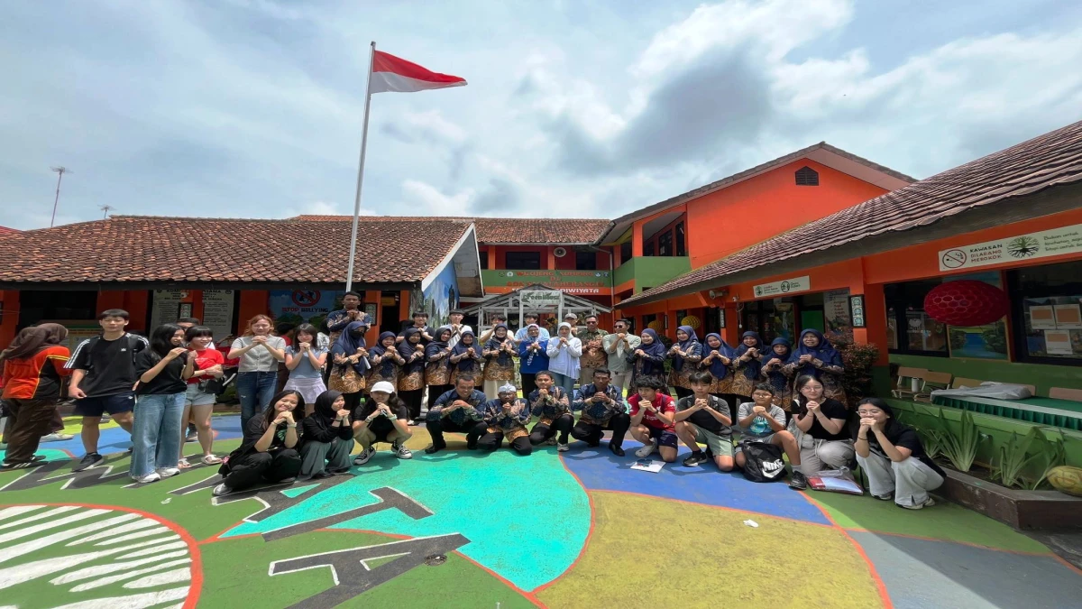 SDN Sagalaherang IV Subang Belajar Bersama Siswa dari Berbagai Negara