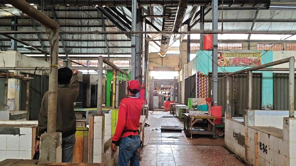 Infrastruktur Pasar Rakyat Sukamelang Subang Rusak