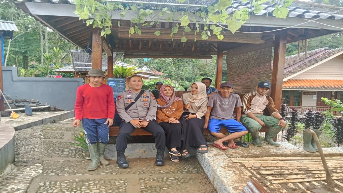 Permudah Layanan Kepolisian, Aipda Diki Nurul Rochman Luncurkan Program "ADA BHABIN" di Purwakarta