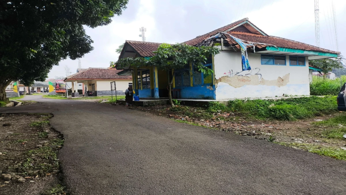 Bekas Kantor Dishub di Jalancagak Subang Terbengkalai