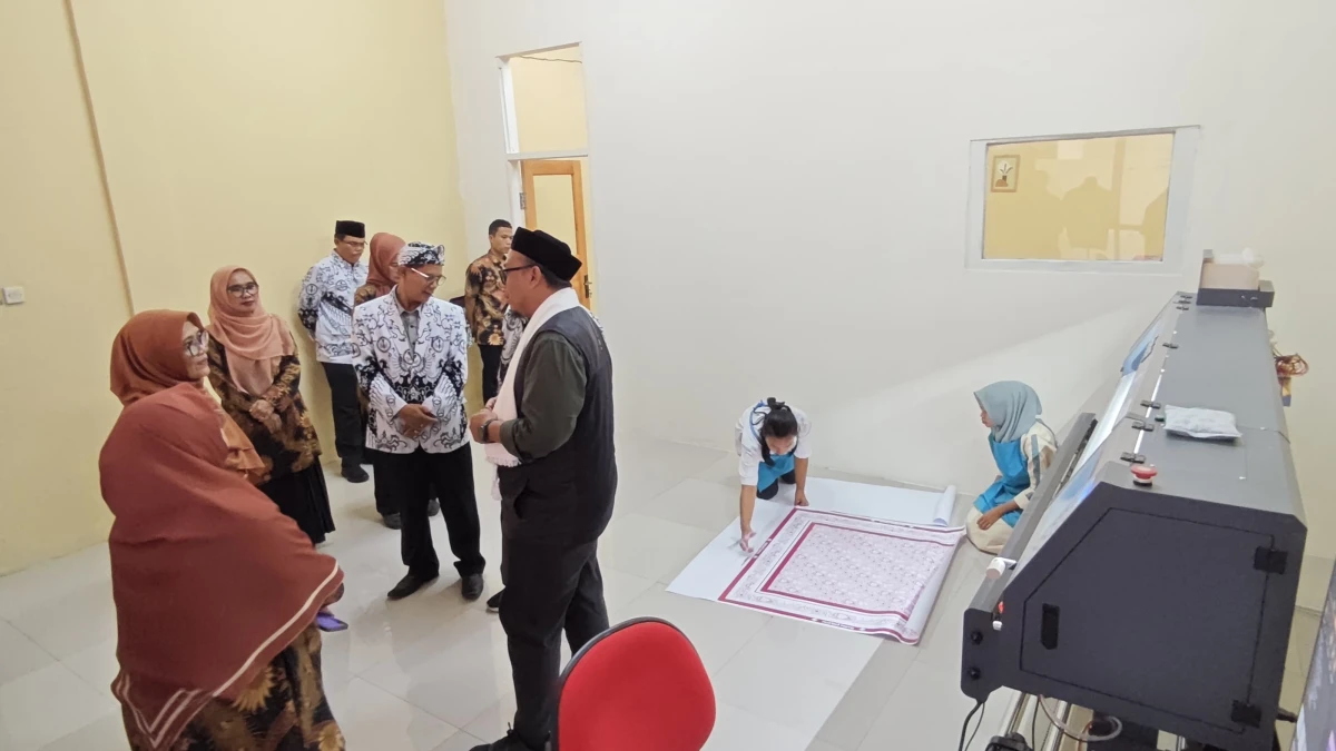 Meriah SMK PGRI 1 Subang Gelar Acara Puncak HUT Ke-48 dan Resmikan Gedung Teaching Factory