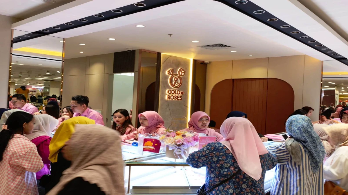 Buka Cabang Ke-24 di Purwakarta, Gold N Roses Pertegas Jargon "Juaranya Emas Kekinian