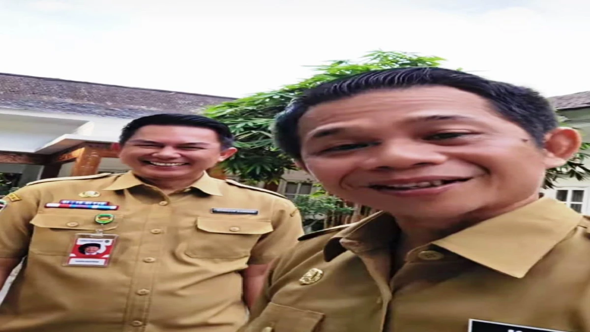 Perdana Ngantor sebagai Bupati, Om Zein Ingatkan Jam Kerja ASN