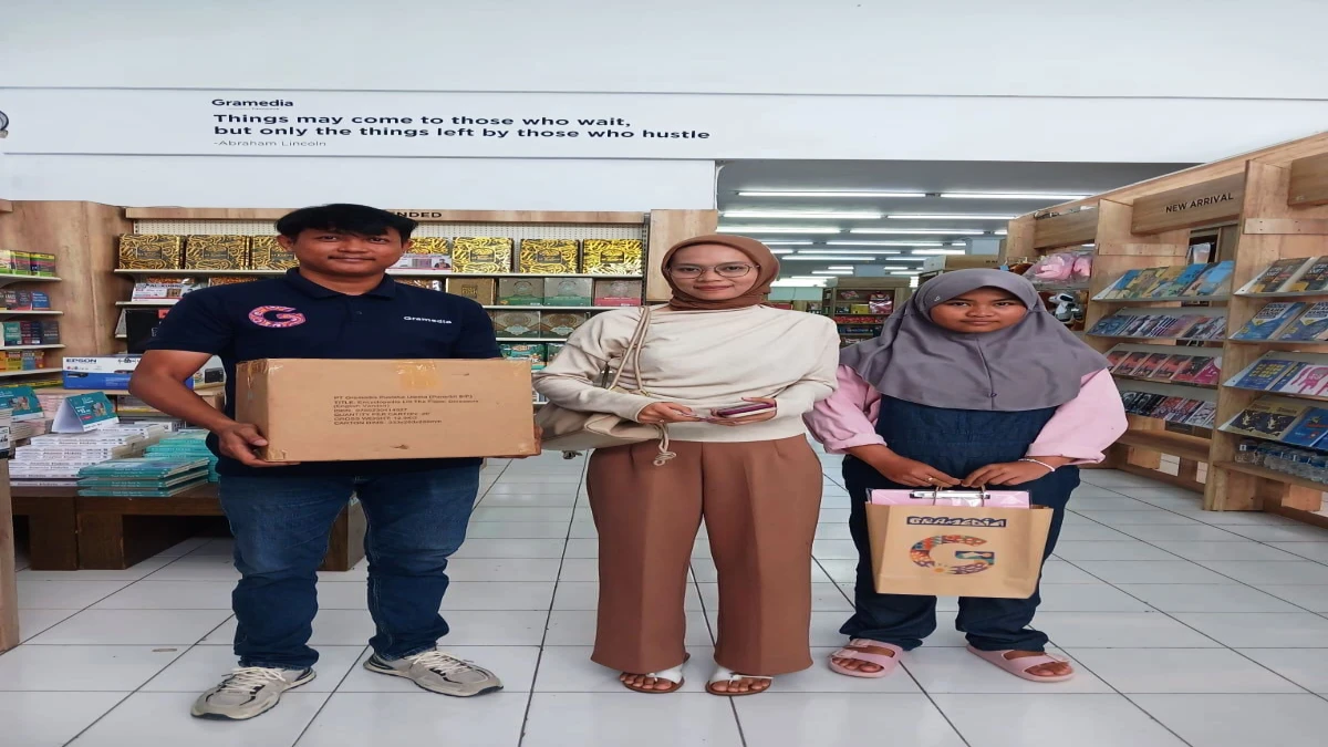 Gramedia Subang Inisiatif Wakaf Al-Qur'an, Berbagi Cahaya Ilmu di Bulan Ramadan