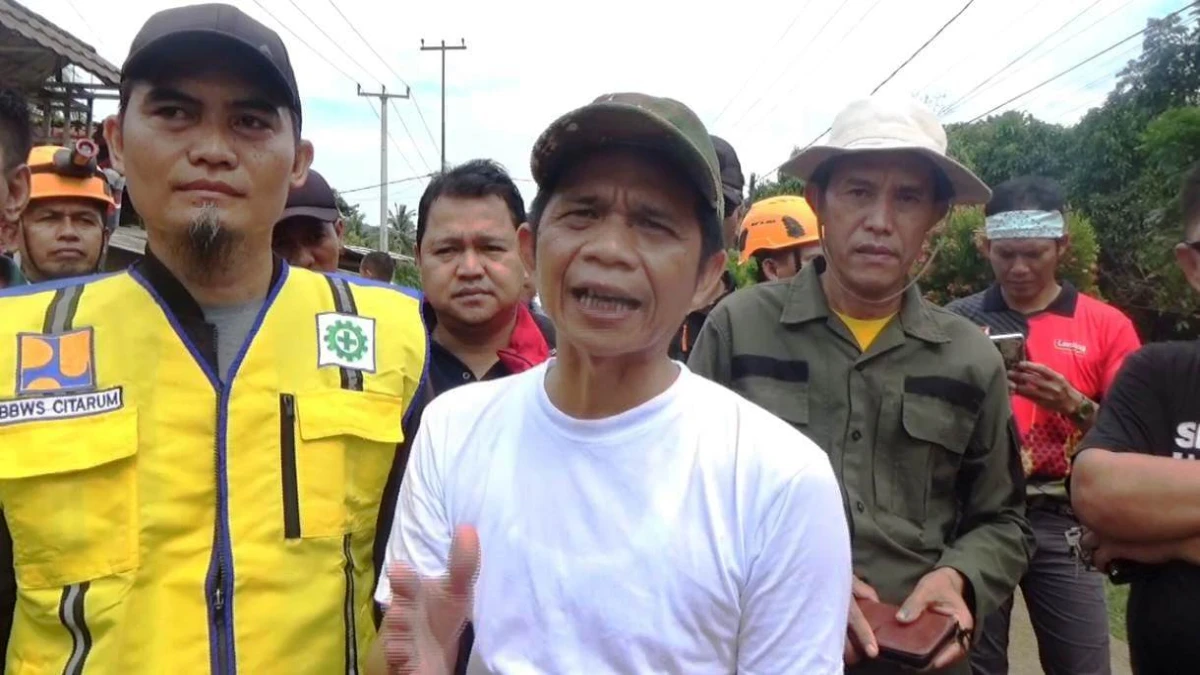 Banjir Rendam Permukiman Warga Ciakobandung, Om Zein: Segera Perkuat Tanggul Cinangka