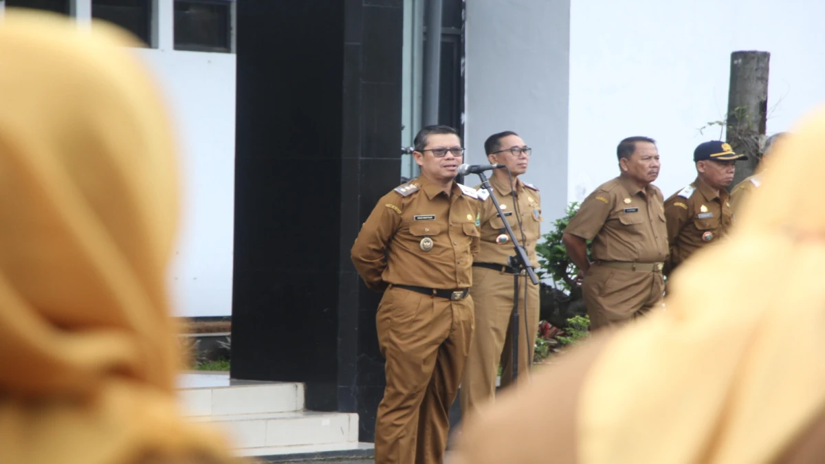 Pimpin Apel Senin, Wakil Bupati Subang Ingatkan ASN Jaga Kesehatan dan Siaga Potensi Bencana