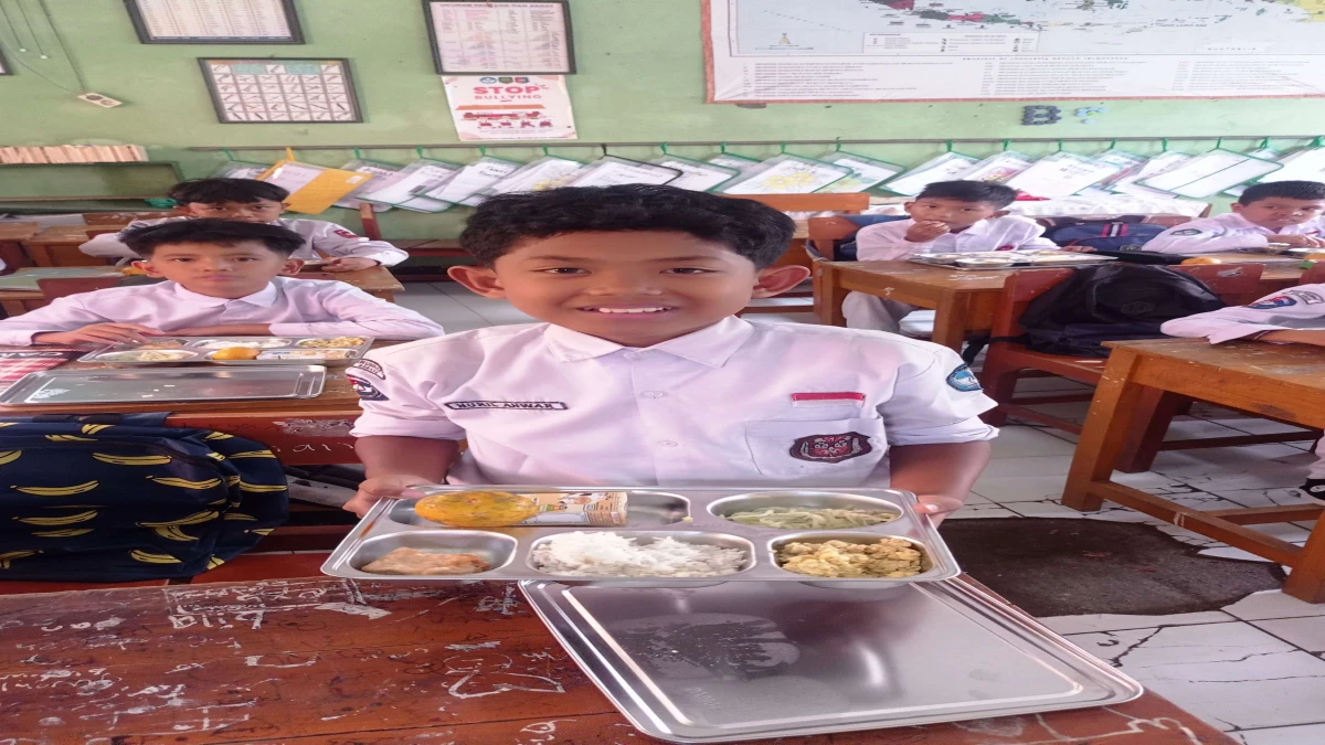 Menu MBG Selama Ramadan Dialihkan ke Makanan Tahan Lama