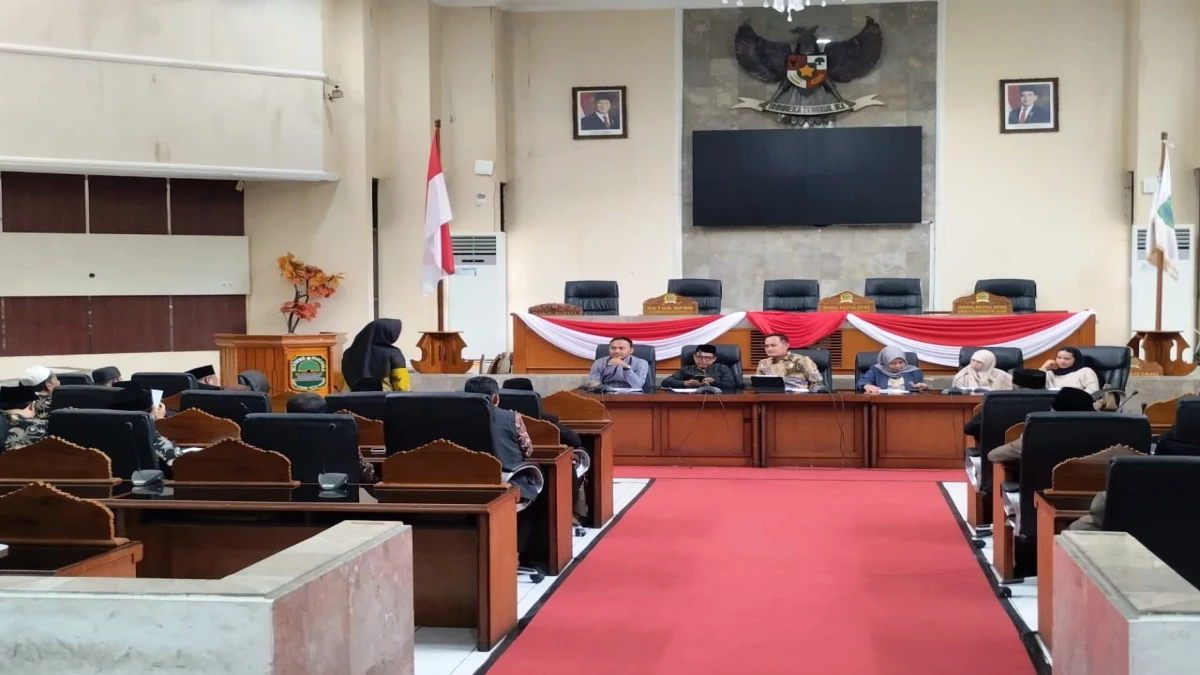 Guru Ngaji di Subang Was-was, Pertanyakan Insentif Belum Cair ke DPRD Subang