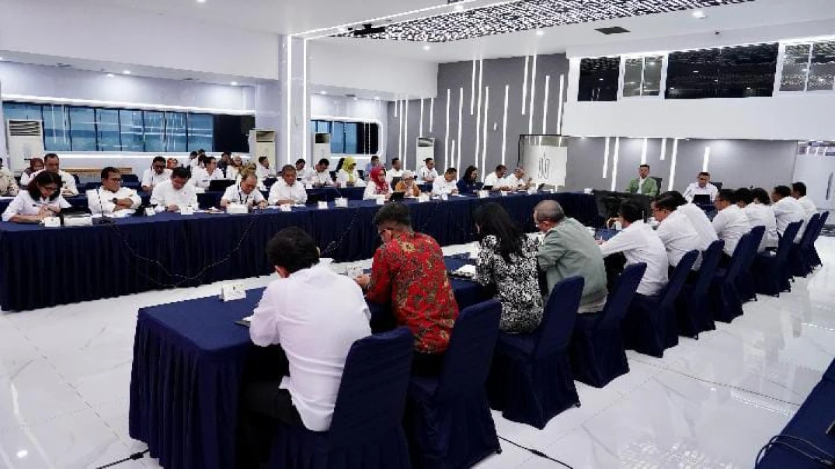 Menteri ATR/Kepala BPN Instruksikan Satker di Daerah untuk Lakukan Peninjauan Sekitar DAS sebagai Langkah Preventif Banjir