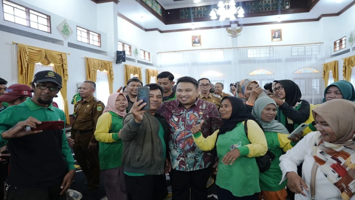 Bupati Subang Naikkan Honor Petugas Kebersihan, Wajib Terlindungi Jaminan Sosial Tenaga Kerja