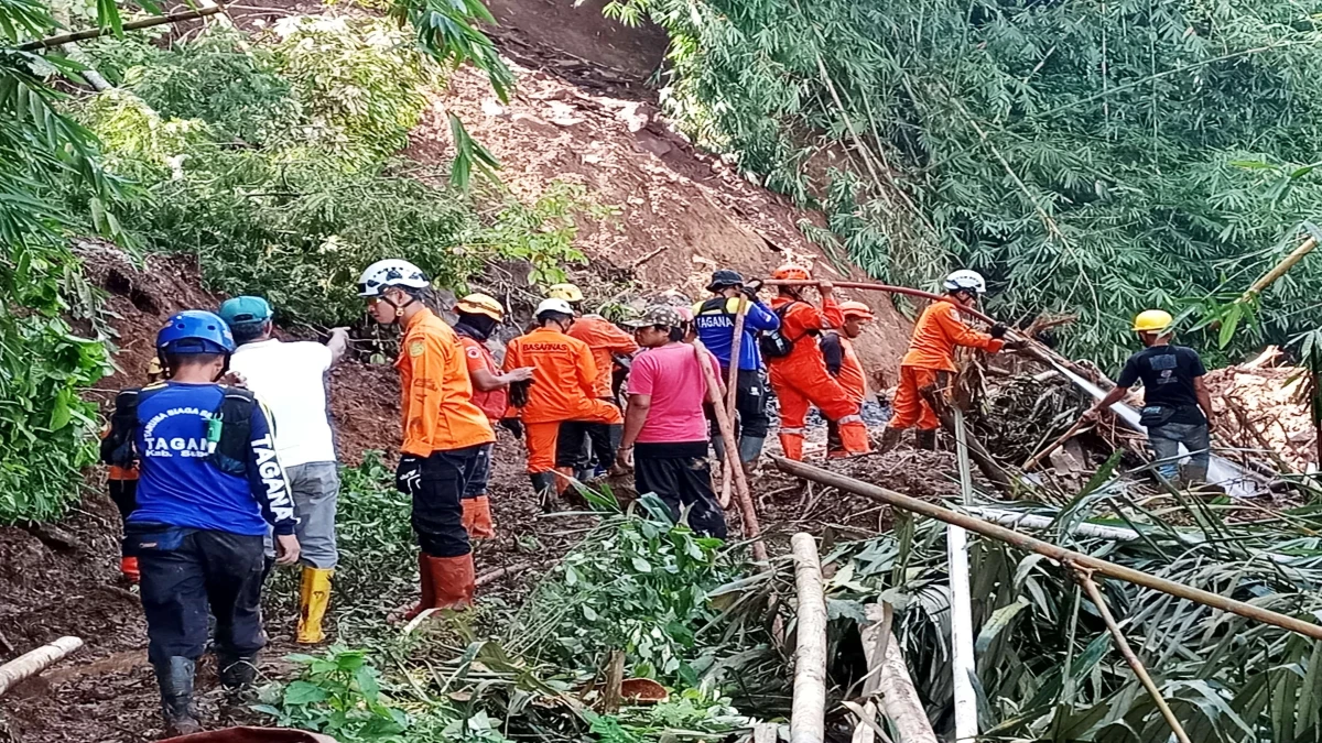 Rofik Korban Longsor di Desa Sagalaherang Subang Belum Kunjung Ditemukan, Tim SAR Perluas Area Pencarian