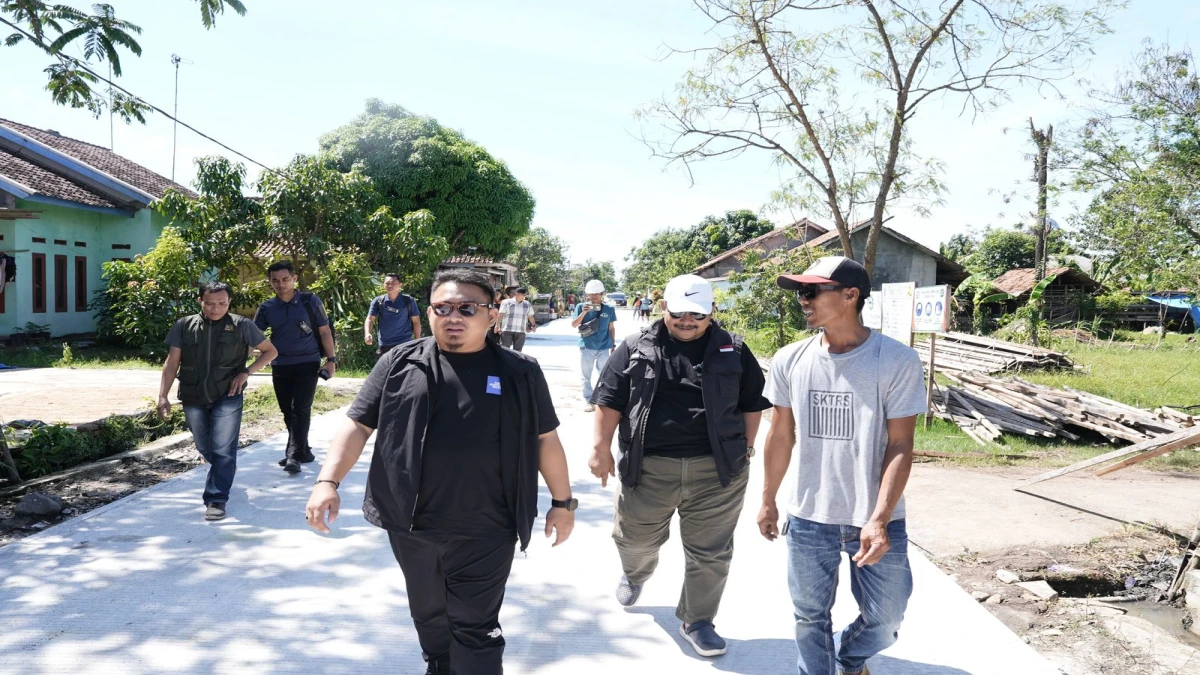 Bupati Subang Tinjau Progres Pembangunan Jalan di Desa Sukadana Compreng, Ini Hasilnya
