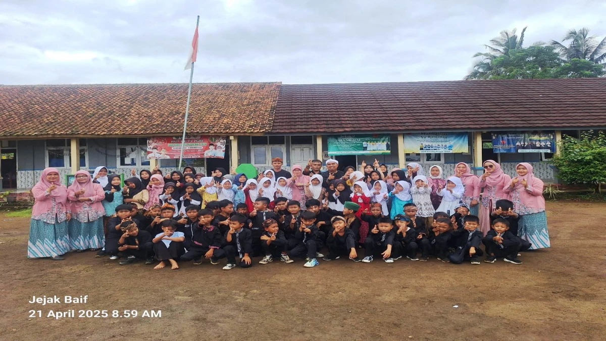 SDN Karang Bagja di Subang Latih Mental dan Keberanian Anak di Hari Kartini