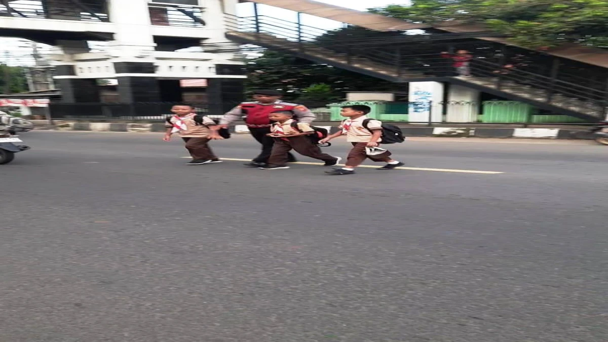 Polres Purwakarta Terus Berikan Pelayanan Terbaik di Jalan Raya