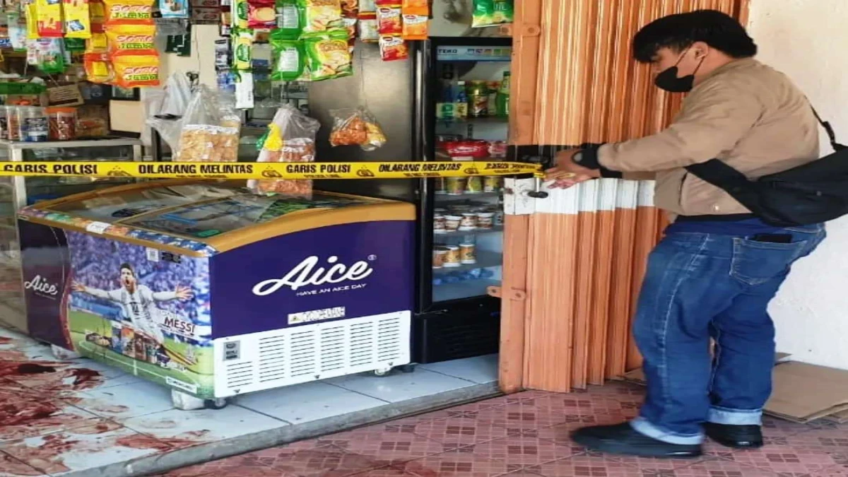 Seorang Cucu Tega Membacok Kakeknya  di Purwakarta