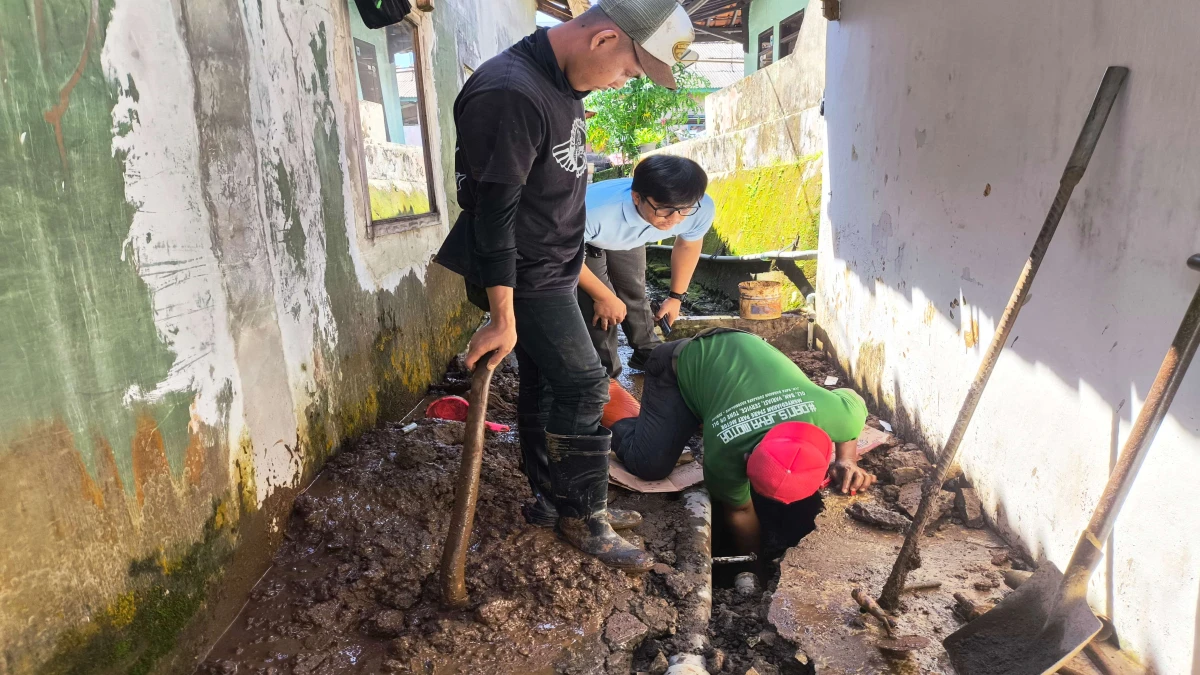 PDAM Respon Cepat Kebocoran Pipa di Kampung Sudarejo di Subang