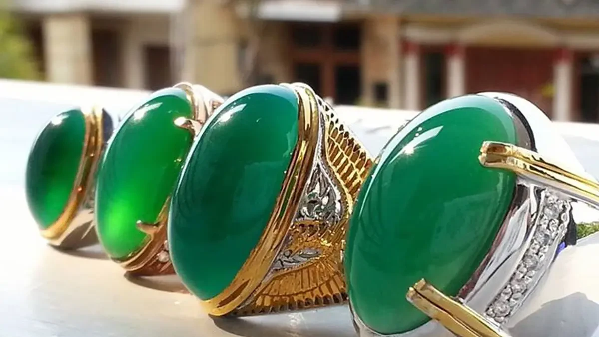 Harga Batu Akik Bacan Asli, Seharga Rp50 Juta: Kilauan Mewah yang Siap Memikat Hati Siapa Saja