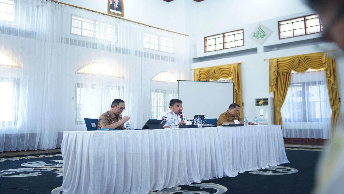 Bupati Subang Pimpin Briefing Staf, Bahas Penanganan Siswa Bermasalah hingga Program Nyaah ka Indung
