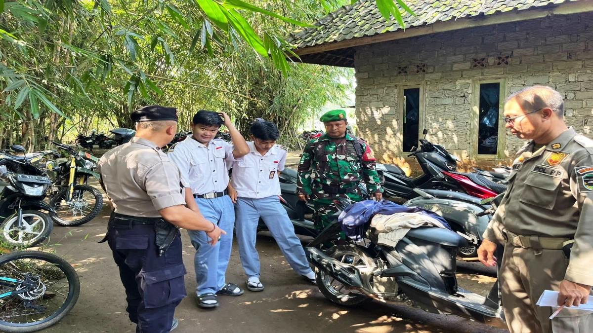 Satgas Gabungan Razia Pelajar Bolos di Plered Purwakarta, Polsek dan Koramil Turun Tangan Demi Masa Depan Pelajar