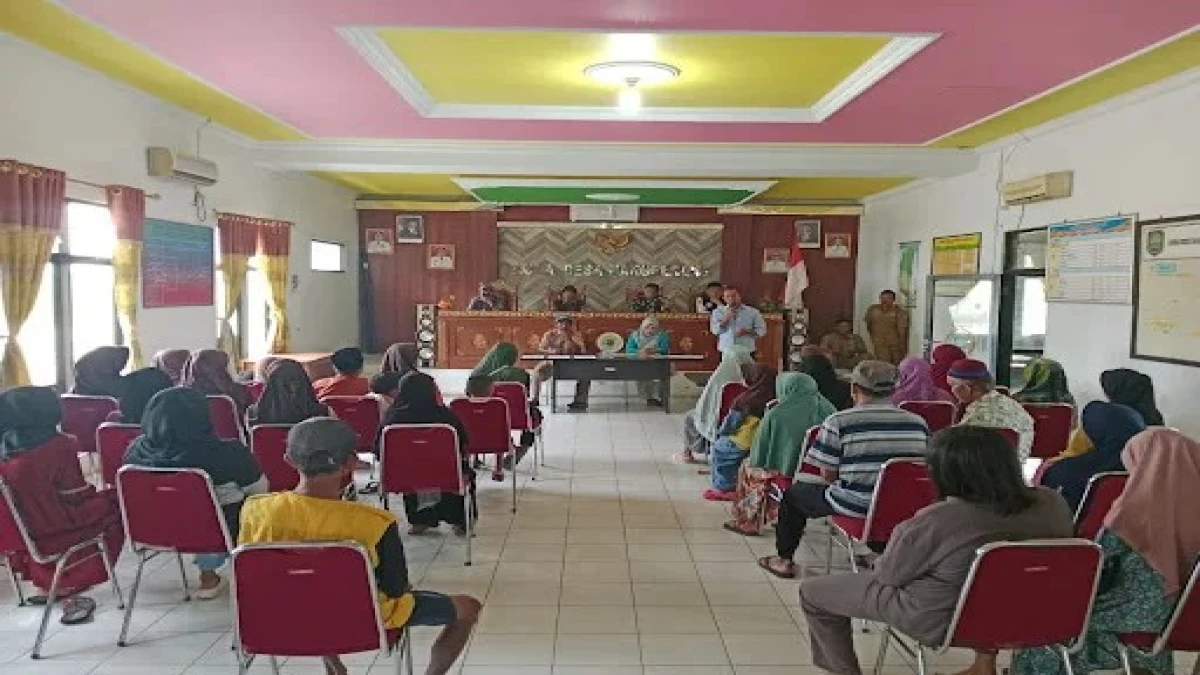 BLT DD di Subang, Kades Nanggerang: Bantu Ringankan Ekonomi Masyarakat