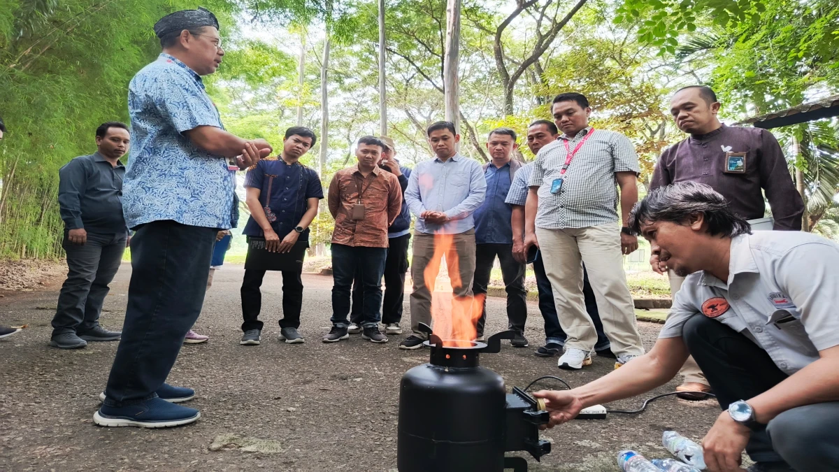 Dorong Pemanfaatan Energi Alternatif, JTM POLSUB Gelar Pelatihan Penggunaan Tungku berbasis Biomassa
