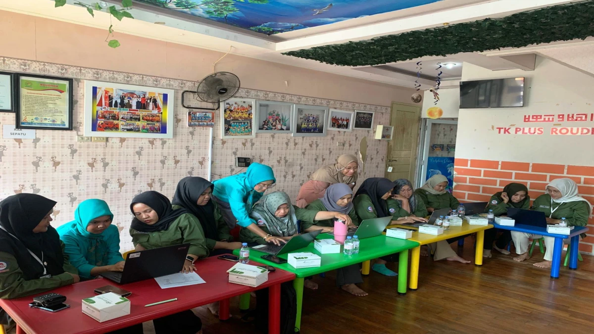 PGPAUD UPI Purwakarta Kenalkan Mitigasi Bencana Gempa kepada Anak Usia Dini Lewat APE Book Creator