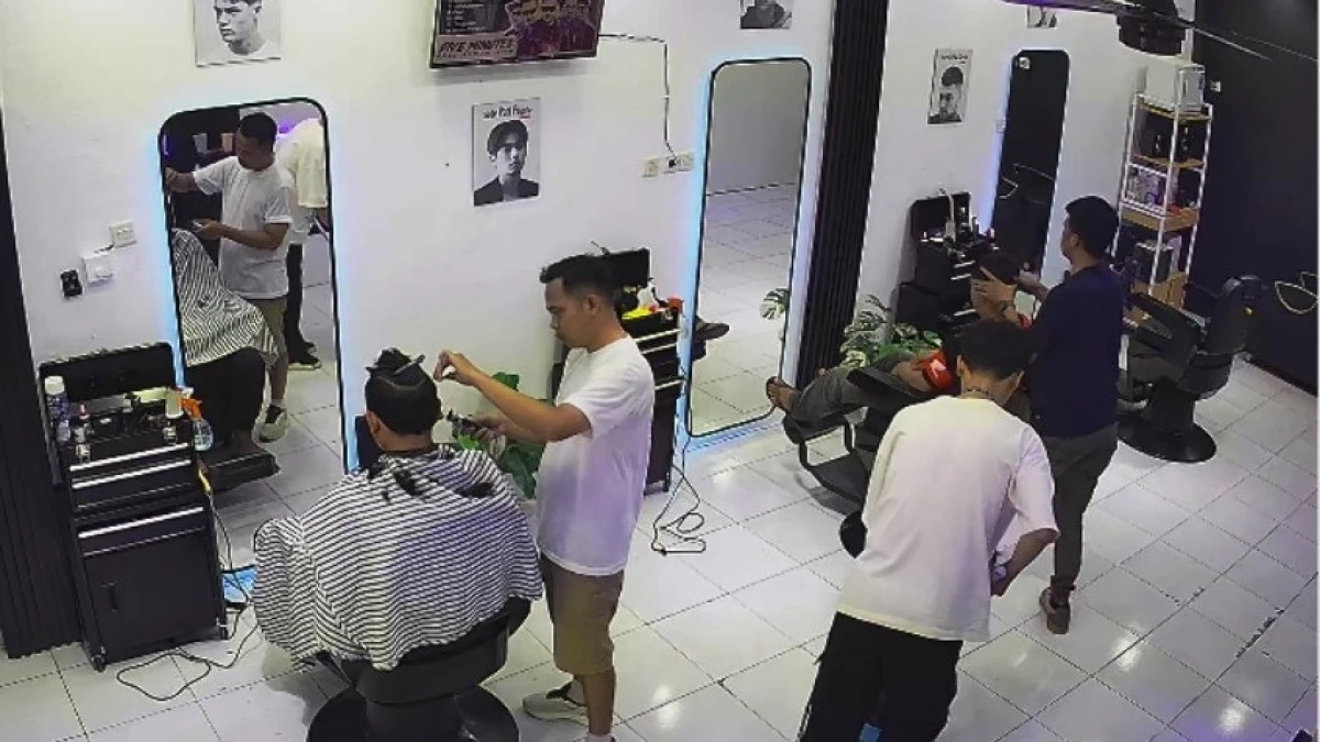 Vax Wijaya Barbershop Buka Cabang ke-9 di Pamanukan