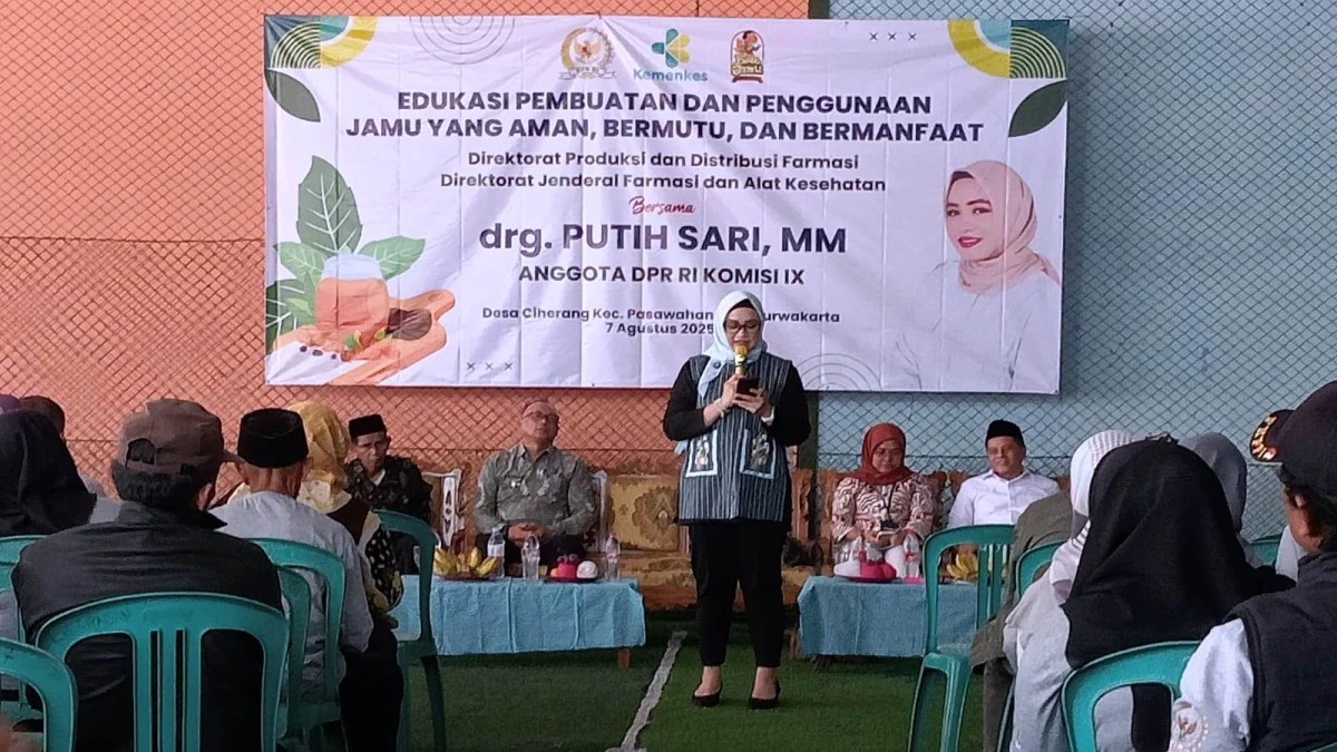 Putih Sari Kampanyekan Germas dan Bangga Kencana di Purwakarta