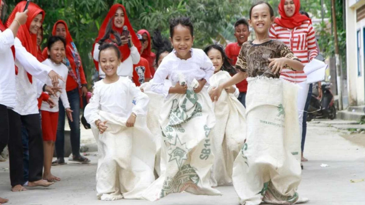10 Ide Lomba 17 Agustus Lucu dan Kekinian Untuk Anak-Anak