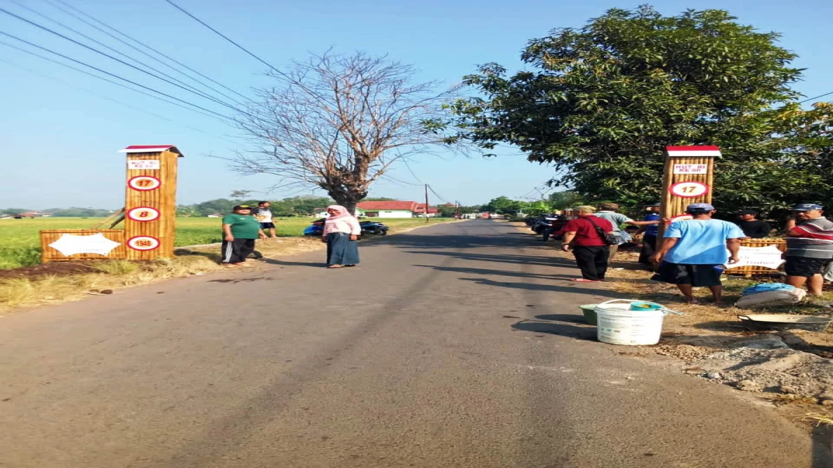 Sambut Agustusan, Warga Dusun Buher Bangun Gapura Kemerdekaan RI