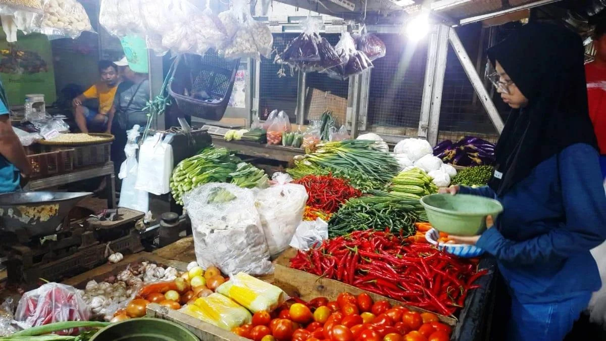 Jelang 17 Agustus, Harga Pangan di Subang Masih Fluktuatif, Cabai dan Bawang Turun