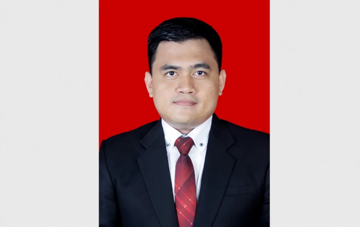 Humam Nuralam, S.Pd., Gr. (Mahasiswa Magister Pendidikan Matematika Universitas Pendidikan Indonesia)