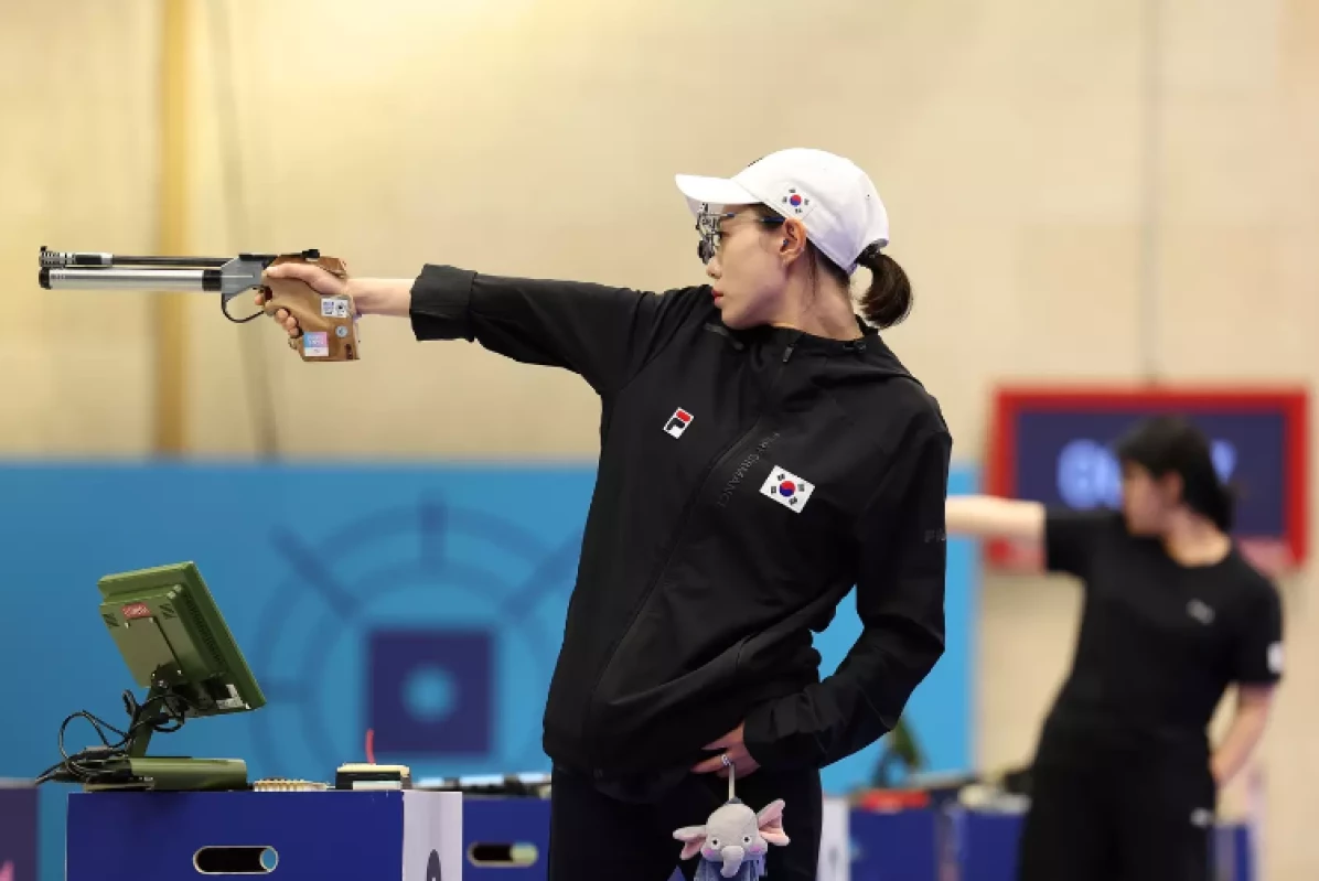 Kim Yeji, Atlet Tembak Pistol Angin dari Korea Selatan bikin Salfok Netizen karena Gayanya yang Cool