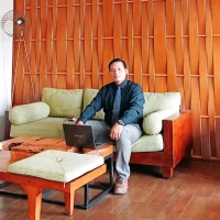 Dosen STEINU Subang, Sadath M. Nur, SHI., MH.