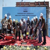 Hotel Neo Kota Baru Parahyangan